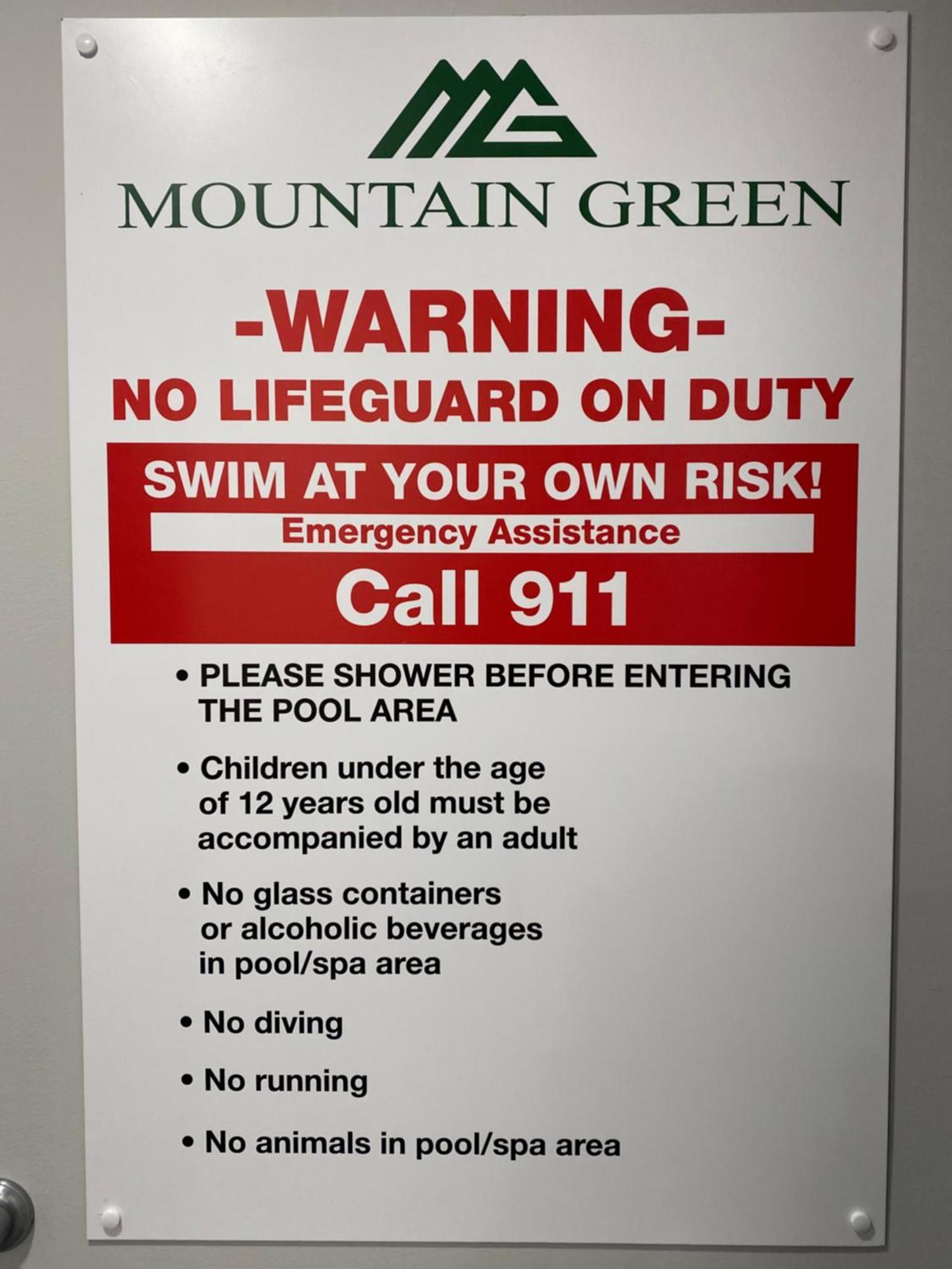 Mountain 3a4 Bike Hike Golf Pool Apartment